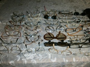 2. d. Lunettes